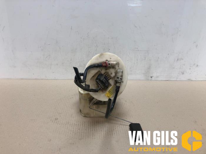 Gebruikte Tank element Pomp Ford Focus 1 Wagon 1.6 16V Prijs € 25,00 Margeregeling aangeboden door Van Gils Automotive