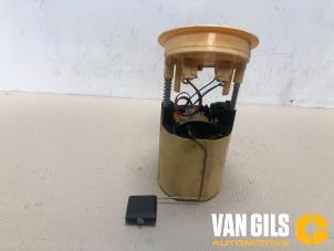 Gebruikte Tank element Pomp BMW 3 serie (E90) 320d 16V Prijs € 75,00 Margeregeling aangeboden door Van Gils Automotive