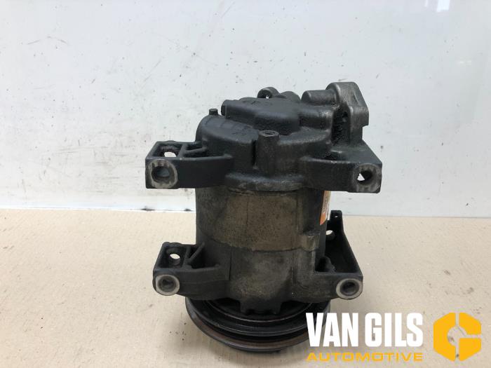 Gebruikte Aircopomp Nissan Primera (P12) 2.2 dCi 16V Prijs € 35,00 Margeregeling aangeboden door Van Gils Automotive