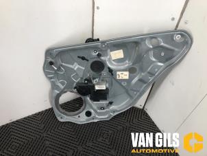 Gebruikte Raammechaniek 4Deurs rechts-achter Volkswagen Polo IV (9N1/2/3) 1.9 SDI Prijs € 50,00 Margeregeling aangeboden door Van Gils Automotive