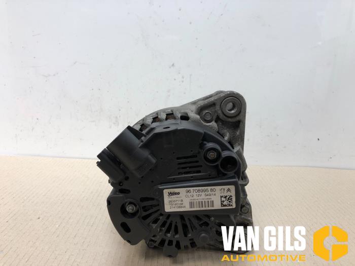 Gebruikte Dynamo Citroen C3 (SC) 1.2 VTi 82 12V Prijs € 65,00 Margeregeling aangeboden door Van Gils Automotive
