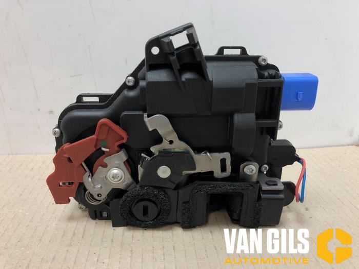 Skoda Superb Deurslot Mechanieken 4Deurs links-achter voorraad