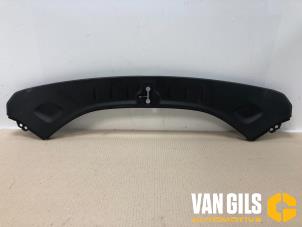 Gebruikte Afdekplaat diversen Tesla Model S 100D Prijs op aanvraag aangeboden door Van Gils Automotive