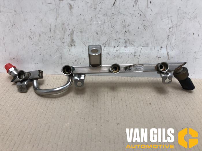 Gebruikte Injector brug Volkswagen Touran (1T3) 1.4 16V TSI EcoFuel Prijs € 45,00 Margeregeling aangeboden door Van Gils Automotive
