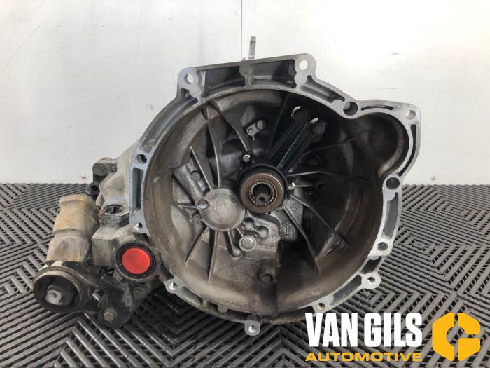 Gebruikte Versnellingsbak Ford Fiesta 5 (JD/JH) 1.4 16V Prijs € 349,99 Margeregeling aangeboden door Van Gils Automotive