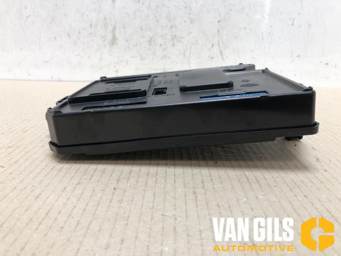 Gebruikte Computer Body Control Renault Grand Scénic III (JZ) 1.4 16V TCe 130 Prijs op aanvraag aangeboden door Van Gils Automotive
