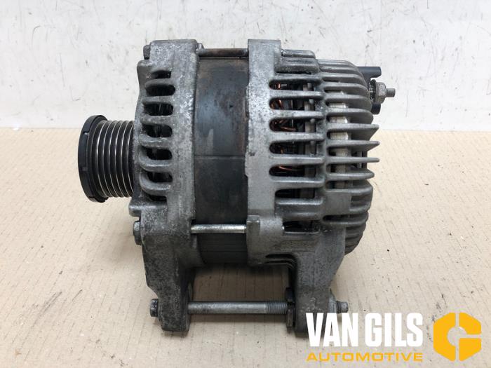 Gebruikte Dynamo Renault Grand Scénic III (JZ) 1.4 16V TCe 130 Prijs € 82,00 Margeregeling aangeboden door Van Gils Automotive