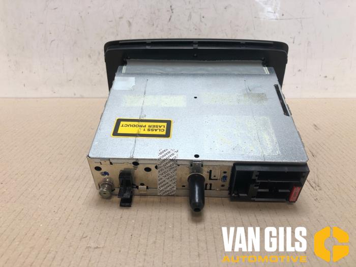 Radio CD Speler Fiat Panda O242272 - VanGilsAutomotive