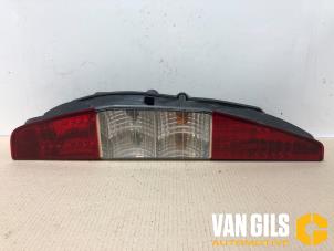 Gebruikte Achterlicht links Fiat Doblo (223A/119) 1.9 JTD Prijs € 45,00 Margeregeling aangeboden door Van Gils Automotive