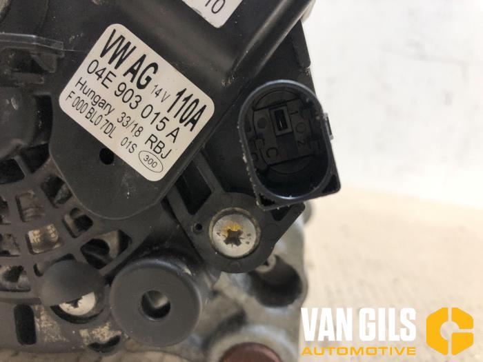 Dynamo van een Volkswagen Polo VI (AW1) 1.0 TSI 12V 2018