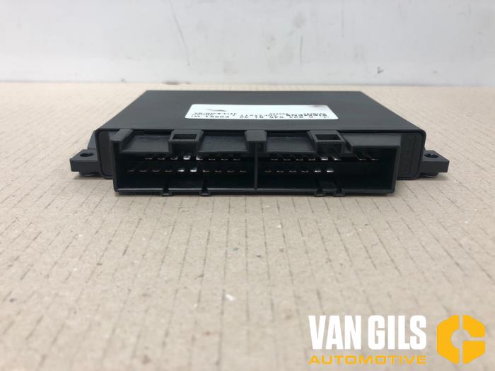 Gebruikte Computer Automatische Bak Mercedes E (W210) 2.8 E-280 V6 18V 4Matic Prijs € 100,00 Margeregeling aangeboden door Van Gils Automotive