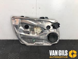 Gebruikte Raammechaniek 4Deurs links-voor Mercedes C (W204) 1.6 C-180 16V BlueEfficiency Prijs € 65,00 Margeregeling aangeboden door Van Gils Automotive