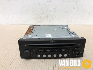 Gebruikte Radio CD Speler Peugeot 207/207+ (WA/WC/WM) 1.4 16V Prijs op aanvraag aangeboden door Van Gils Automotive
