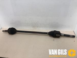 Gebruikte Aandrijfas rechts-voor Chrysler Voyager/Grand Voyager (RG/RS) 2.8 CRD 16V Grand Voyager Prijs € 74,99 Margeregeling aangeboden door Van Gils Automotive