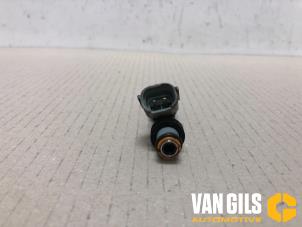 Gebruikte Injector (benzine injectie) Suzuki Swift (ZA/ZC/ZD1/2/3/9) 1.3 VVT 16V Prijs € 30,00 Margeregeling aangeboden door Van Gils Automotive