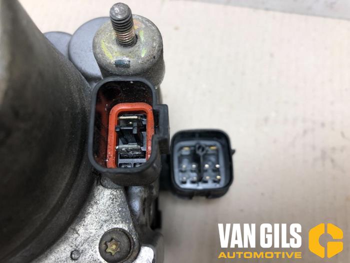 ABS Pomp van een Honda Accord (CG) 2.0i ES,LS 16V 2001