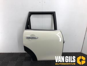 Gebruikte Portier 4Deurs rechts-achter Mini Mini (F55) 1.5 12V Cooper Prijs op aanvraag aangeboden door Van Gils Automotive