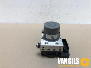 Gebruikte ABS Pomp Mercedes Vito (447.6) 2.0 116 CDI 16V Prijs € 294,99 Margeregeling aangeboden door Van Gils Automotive
