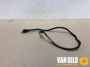Gebruikte Uitlaat temperatuursensor Mercedes Vito (447.6) 2.0 116 CDI 16V Prijs op aanvraag aangeboden door Van Gils Automotive