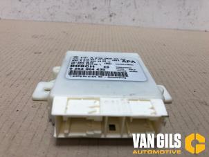 Gebruikte PDC Module Mercedes E (W212) E-200 CDI 16V BlueEfficiency,BlueTEC Prijs € 50,00 Margeregeling aangeboden door Van Gils Automotive