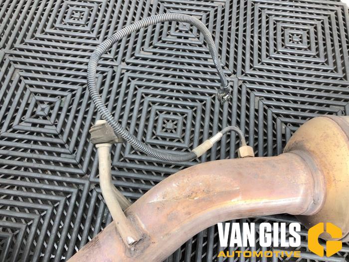 Uitlaat (compleet) van een Mercedes-Benz Vito (447.6) 2.0 116 CDI 16V 2021