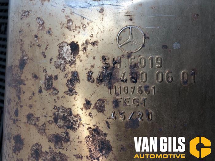 Uitlaat (compleet) van een Mercedes-Benz Vito (447.6) 2.0 116 CDI 16V 2021