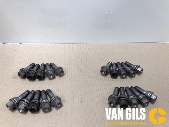 Sportfelgen Set Lynk & Co 01 O250464 8890173164 - Van Gils Automotive 