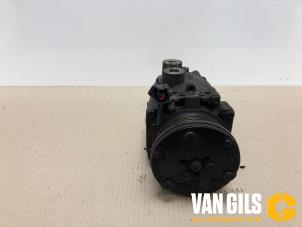 Gebruikte Aircopomp Ford Transit Connect 1.8 TDCi 90 DPF Prijs € 88,00 Margeregeling aangeboden door Van Gils Automotive