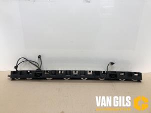 Gebruikte Bumpersteun midden-achter Mercedes A (W176) Prijs € 39,99 Margeregeling aangeboden door Van Gils Automotive