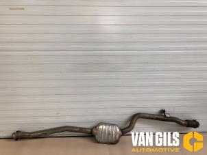 Gebruikte Uitlaat Middendemper Mercedes C (W205) C-160 1.6 16V Prijs op aanvraag aangeboden door Van Gils Automotive