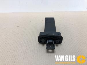 Gebruikte Diversen Mercedes A (177.0) 2.0 A-220 Turbo 16V Prijs € 29,99 Margeregeling aangeboden door Van Gils Automotive