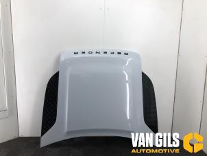 Gebruikte Motorkap Landrover Defender II 90 5.0 V8 P525 Prijs € 599,99 Margeregeling aangeboden door Van Gils Automotive
