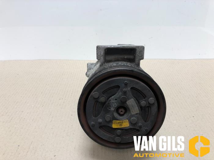 Gebruikte Aircopomp Fiat Stilo (192A/B) 1.6 16V Prijs € 82,00 Margeregeling aangeboden door Van Gils Automotive