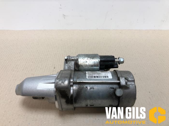 Gebruikte Startmotor Mercedes A (177.0) 2.0 A-220 Turbo 16V Prijs € 75,00 Margeregeling aangeboden door Van Gils Automotive