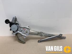 Gebruikte Ruitmechaniek 2Deurs rechts-voor Suzuki Swift (ZA/ZC/ZD1/2/3/9) 1.5 VVT 16V Prijs € 50,00 Margeregeling aangeboden door Van Gils Automotive