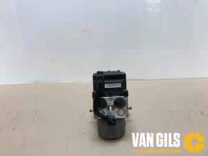 Gebruikte ABS Pomp Subaru Impreza II Plus (GG) 1.6 16V TS 4x4 Prijs € 30,00 Margeregeling aangeboden door Van Gils Automotive