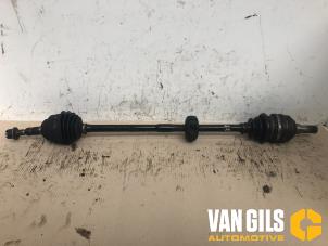 Gebruikte Homokineetas rechts-voor Opel Astra G (F70) 2.0 DI 16V Prijs € 74,99 Margeregeling aangeboden door Van Gils Automotive