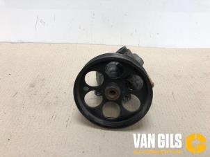 Gebruikte Pomp Servo Renault Espace (JK) 2.0 16V Turbo Prijs € 60,00 Margeregeling aangeboden door Van Gils Automotive