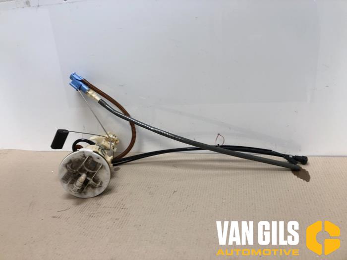 Gebruikte Tank element Pomp BMW Mini (R50/53) 1.6 16V One Prijs € 25,00 Margeregeling aangeboden door Van Gils Automotive