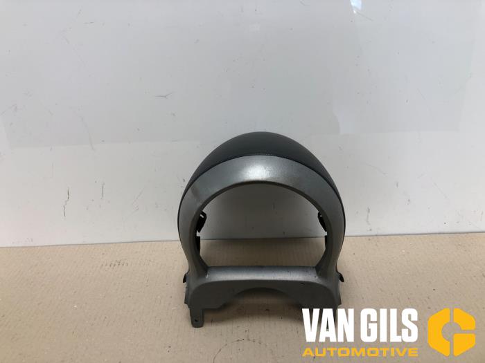 Gebruikte Dashboard deel Toyota Aygo (B10) 1.0 12V VVT-i Prijs € 30,00 Margeregeling aangeboden door Van Gils Automotive
