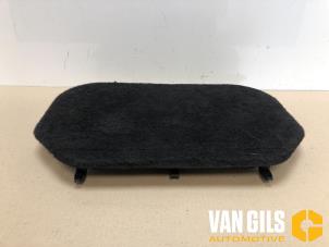 Gebruikte Diversen Volkswagen Touran (1T3) 2.0 TDI 16V 140 Prijs € 30,00 Margeregeling aangeboden door Van Gils Automotive