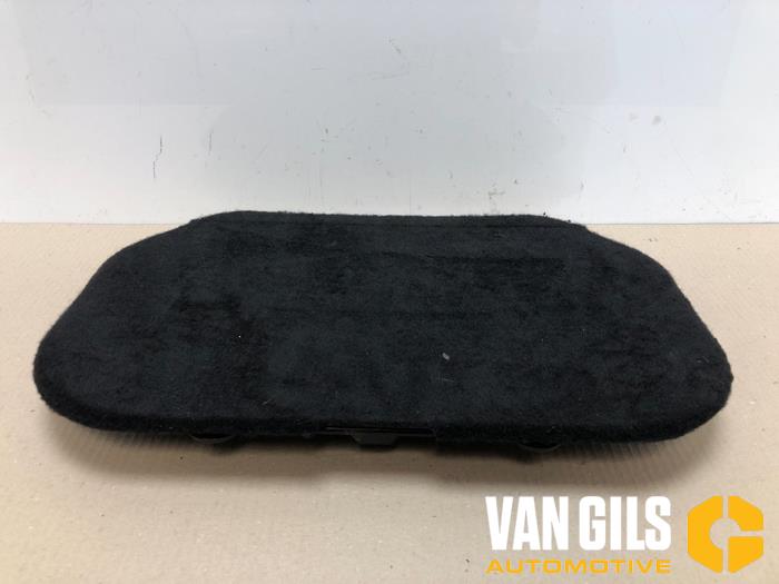 Gebruikte Diversen Volkswagen Touran (1T3) 2.0 TDI 16V 140 Prijs € 30,00 Margeregeling aangeboden door Van Gils Automotive