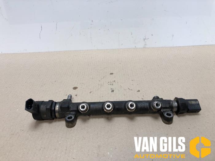 Gebruikte Injector brug Volkswagen Golf VII (AUA) 2.0 GTD 16V Prijs € 49,95 Margeregeling aangeboden door Van Gils Automotive
