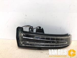 Gebruikte Knipperlicht spiegel links Mercedes A (W176) 2.2 A-220 CDI 16V Prijs op aanvraag aangeboden door Van Gils Automotive