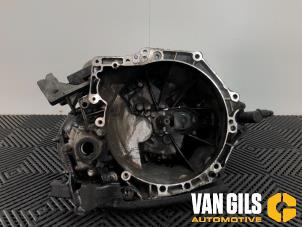Gebruikte Versnellingsbak Peugeot 308 (4A/C) 1.6 VTI 16V Prijs € 350,00 Margeregeling aangeboden door Van Gils Automotive