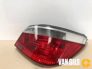 Gebruikte Achterlicht rechts BMW 5 serie (E60) 523i 24V Prijs € 45,00 Margeregeling aangeboden door Van Gils Automotive