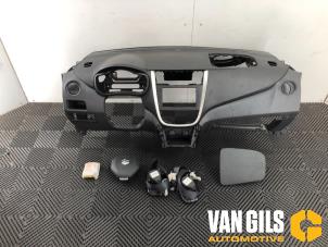 Gebruikte Airbag set + dashboard Suzuki Celerio (LF) 1.0 12V Dualjet Prijs op aanvraag aangeboden door Van Gils Automotive