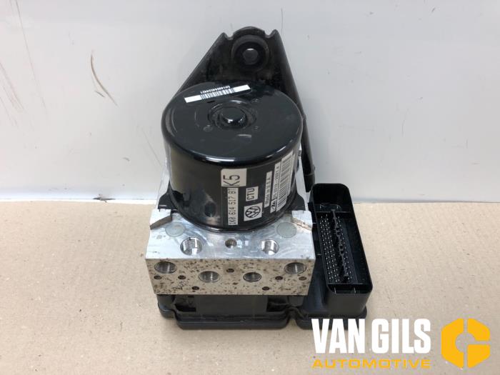 Gebruikte ABS Pomp Volkswagen Jetta IV (162/16A) 1.4 TSI Hybrid 16V Prijs € 200,00 Margeregeling aangeboden door Van Gils Automotive
