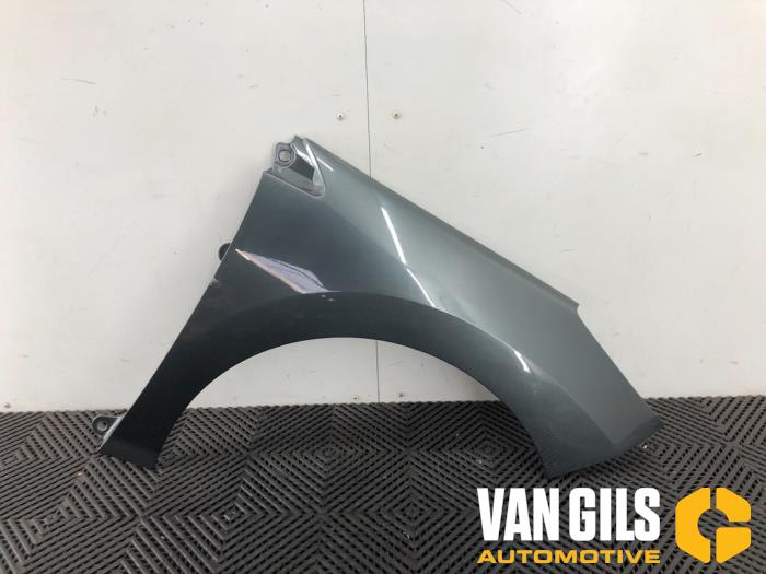 Scherm rechts-voor van een Peugeot 308 SW (4E/H) 1.6 16V THP 150 2008