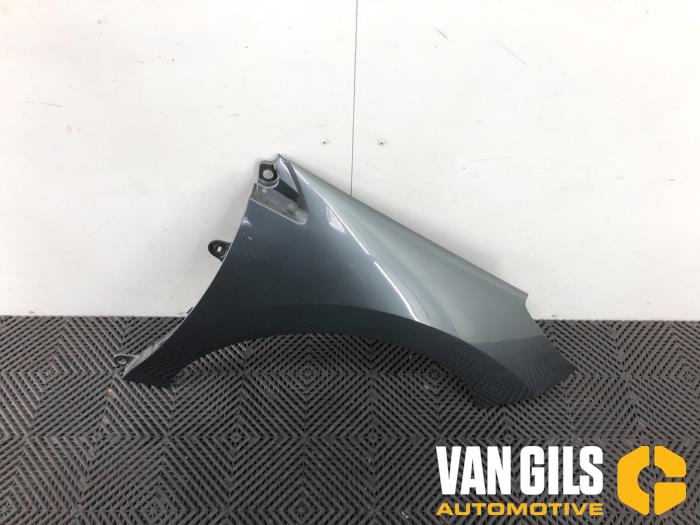 Scherm rechts-voor van een Peugeot 308 SW (4E/H) 1.6 16V THP 150 2008